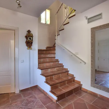 Charming With Private Pool In Mijas Costa