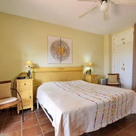Villa Charming With Private Pool In